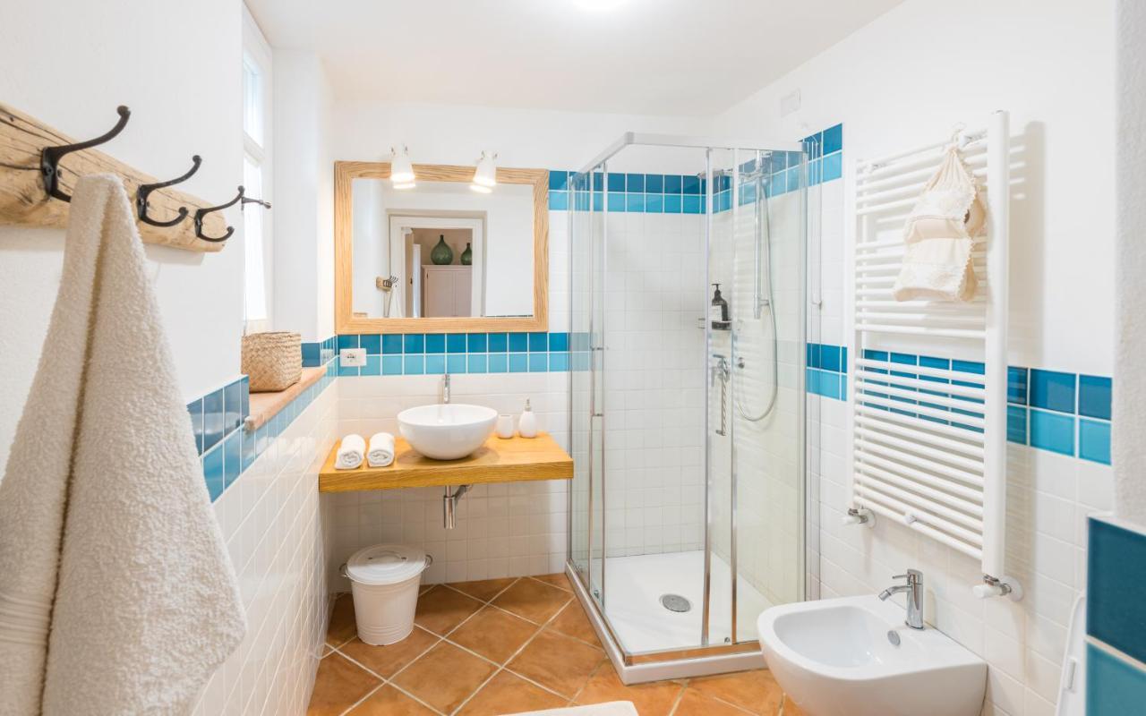B&B Giallo Limone Teulada Eksteriør billede